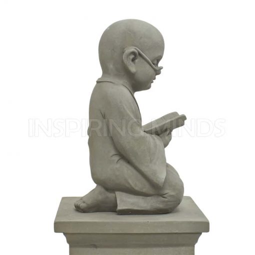 Child monk reading 4