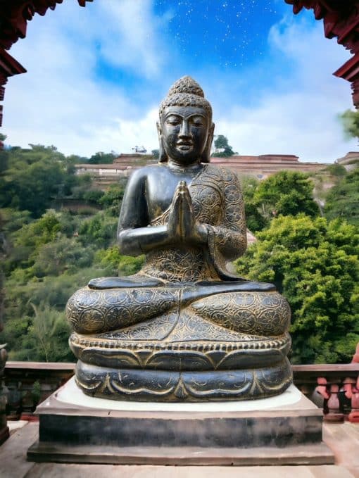 Zittende Indische Boeddha Namasté steen 100cm foto