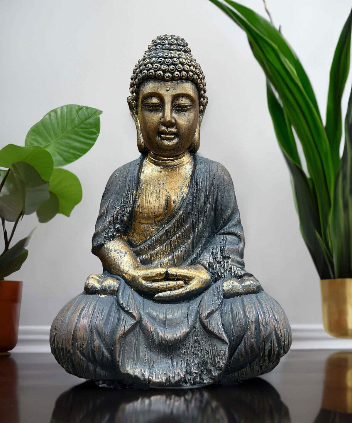 Bronze Sitting Buddha Statue - Dhyana Mudra Pose Bronze Sitting Buddha Statue - Dhyana Mudra Pose