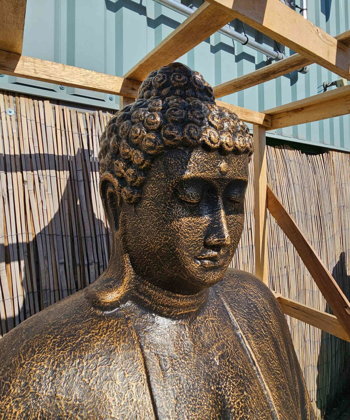 Buddha statue XXL sitting 2 meters - Winter-hardy bronze color