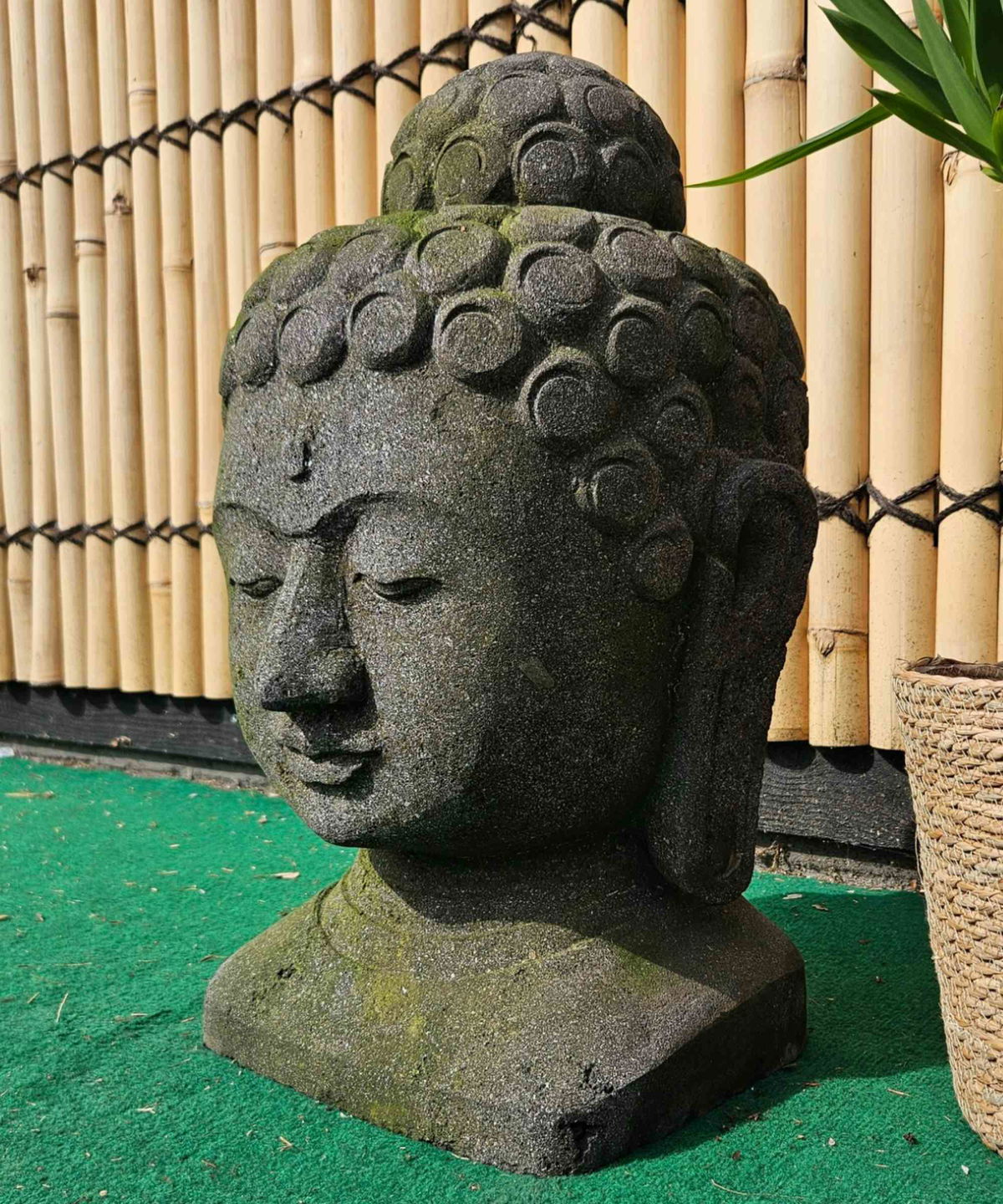 Buddha Head Lava Stone 62 cm – Hand-carved from Bali