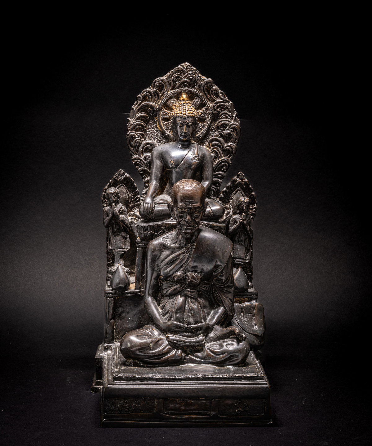 Statue Shiva Méditant Sur Lotus – Façon Bronze – Résine – Hauteur 25 Cm – Veronese