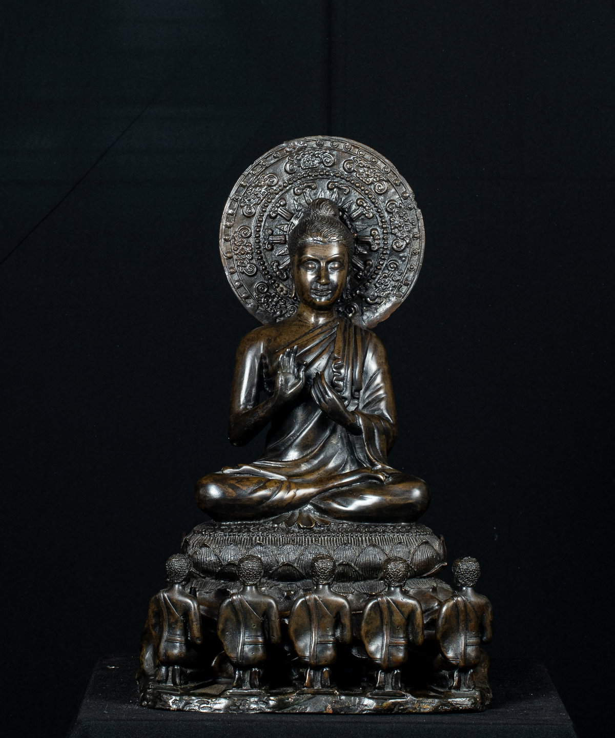 Buddha statue in Dharmachakra Mudra 49cm